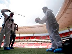 La directiva del Guadalajara espera que la solicitud realizada la semana pasada para poder reabrir el estadio en la fecha 8 del Clausura 2021. AFP / ARCHIVO