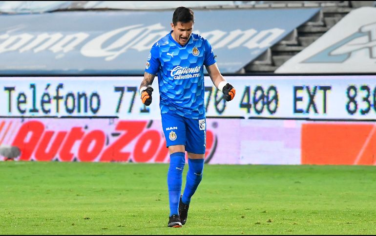 Gudiño atajó un penalti del Pachuca al minuto 88 del partido. IMAGO7