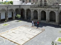 GIGANTE. La obra de Ángela de la Cruz visitó anteriormente diversas capitales europeas. Ahora llega a Guadalajara, donde permanecerá hasta el 18 de julio. CORTESÍA