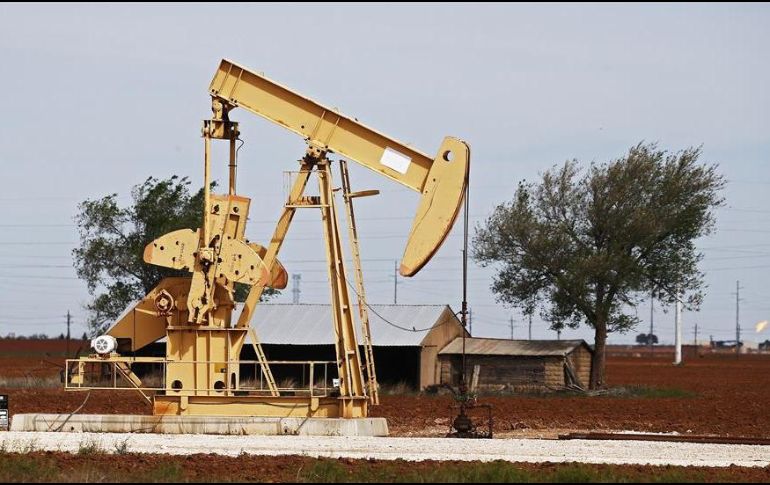 El petróleo ha respondido con subidas desde el pasado lunes por el recorte de suministro que ha provocado la ola de frío en Texas. EFE/ARCHIVO
