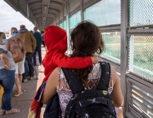 Los migrantes cruzaron por el puente que une a Matamoros, en Tamaulipas, con Brownsville, en Texas. AFP/J. Moore