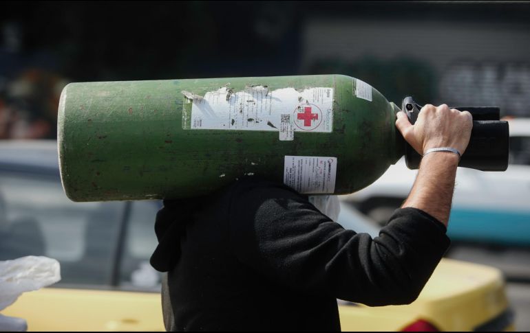 Se recomienda a la ciudadanía que en caso de requerir un tanque de oxígeno, de preferencia lo haga en negocios establecidos. EL INFORMADOR/ARCHIVO