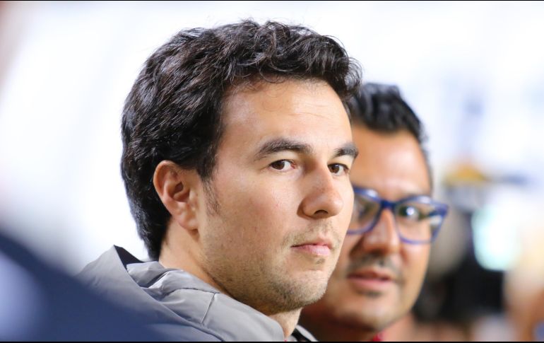 El mexicano Sergio Pérez mantiene su proceso de adaptación con Red Bull Racing, al terminar con un día de grabación en el circuito de Silverstone. Imago7 / ARCHIVO