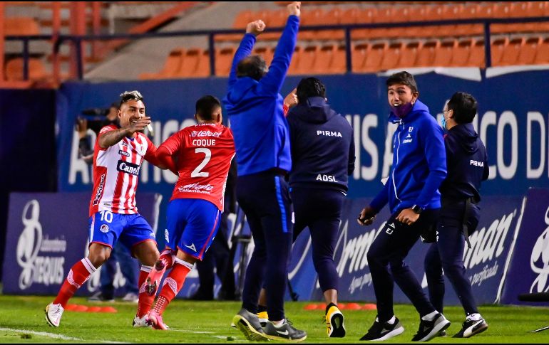 El partido fue emocionante y fue adornado por un golazo de Juan Castro (2). IMAGO7/L. Miranda