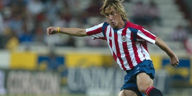 Rafael Medina Chivas