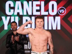 El ''Canelo'' cumplió su palabra de que la cantante de pop interpretaría la letra compuesta por el poeta Francisco González Bocanegra en la pelea de esta noche. AFP / E. Muldolland