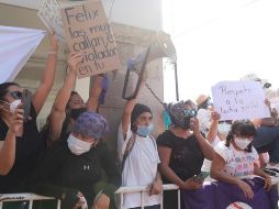 Activistas participan en una protesta en contra de Felix Salgado Macedonio, en Iguala. EFE/D. Guzmán