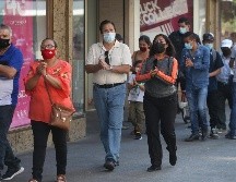 La relajación de las medidas preventivas podría generar un nuevo repunte de contagios en las próximas semanas. EL INFORMADOR / G. Gallo