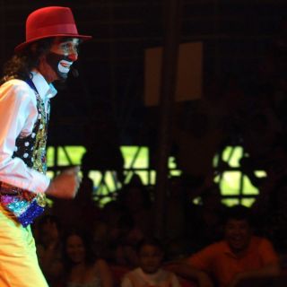 Operan a Cepillín; le colocan tornillos en la columna