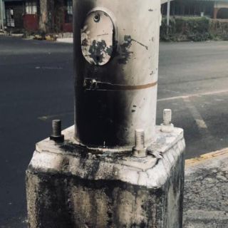 Aumentan a 62 los postes del C5 vandalizados este lunes