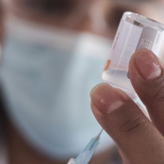 COVID-19: Llegan 156 mil vacunas a Jalisco para urbes