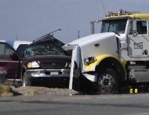 La camioneta SUV iba abarrotada con 25 personas y chocó contra un camión con remolque en Holtville, California. AFP/ARCHIVO