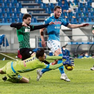 El Napoli empata con el Sassuolo