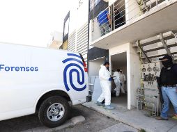Los cuerpos fueron trasladados al Servicio Médico Forense para determinar su identidad. ESPECIAL / Fiscalía de Jalisco