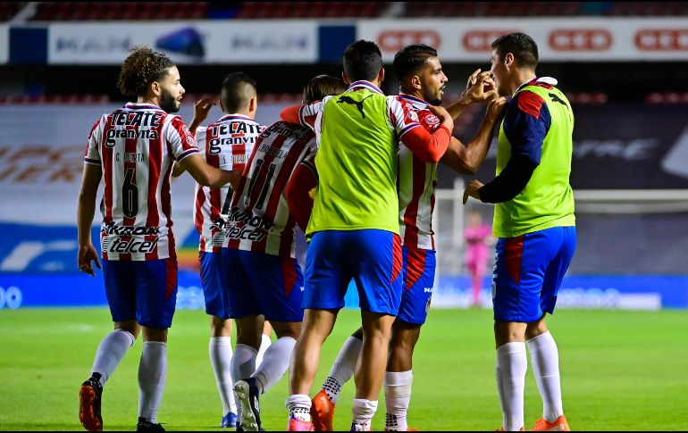 En casa los tapatíos de cuatro partidos jugados en su estadio, suman apenas una victoria, dos empates y una derrota. Imago7