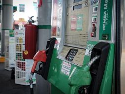 Para la Premium, la cuota a pagar del IEPS a partir de mañana sábado será de 4.1726 pesos por litro. EL INFORMADOR/ARCHIVO