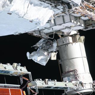 Empresas apuestan a llevar turistas al espacio