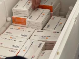 SINOVAC. Esta vacuna necesita una refrigeración entre los dos y los ocho grados, lo que facilita su almacenamiento y traslado. ESPECIAL/Gobierno de Jalisco