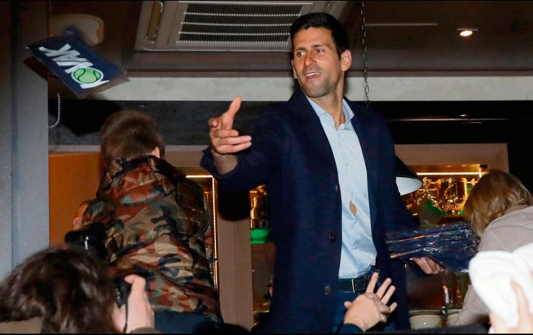 DE FIESTA. El serbio cumple 311 semanas en la cima del ranking de la ATP. AFP • P. MILOSAVLJEVIC