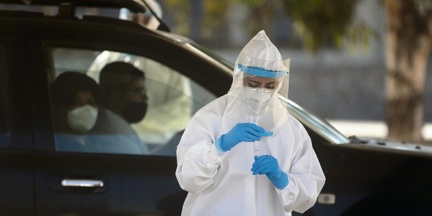 COVID-19 en Jalisco: Farmacias irregulares que venden pruebas contra virus, sin multas