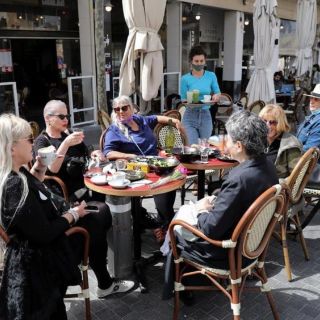 COVID-19: Israel alcanza cinco millones de vacunados contra el virus