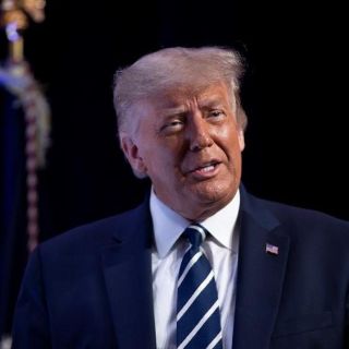 Frontera con México "está hecha un desastre", insiste Trump