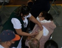 La SSJ informó que a las 20:00 horas de este martes se habían vacunado a más de 38 mil personas adultas mayores en Tlaquepaque. EL INFORMADOR / ARCHIVO