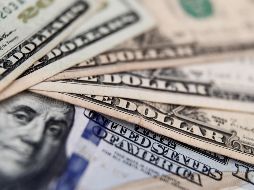 En operaciones al menudeo, CitiBanamex abrió vendiendo el dólar en 21.45 pesos, 31 centavos menos que ayer.  EFE/ ARCHIVO