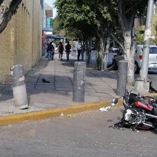 Muere motociclista tras choque en la colonia Blanco y Cuéllar