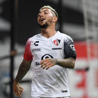 Tras salida de Luciano Acosta, Puebla se mofa de Atlas