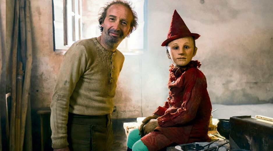 TALENTO. Roberto Benigni interpreta a “Geppetto”, un viejo tallador de madera que elabora una marioneta. ESPECIAL