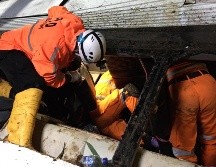 Los socorristas extrajeron a 39 supervivientes. AP/BASARNAS