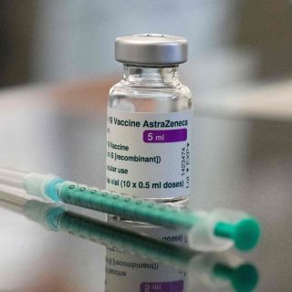 Dinamarca suspende la vacuna AstraZeneca