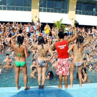 Universidad de EU paga a sus alumnos para que no se vayan de ''spring break''