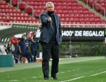 El DT dice que ''ganar un partido de esa magnitud es una satisfacción personal e institucional, pero al final de cuentas los objetivos son calificar y buscar el campeonato''. IMAGO7