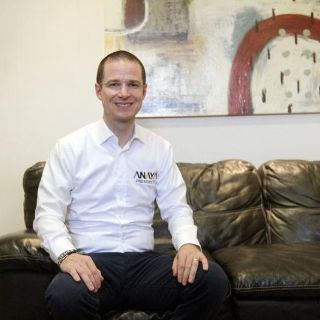 "La lucha sigue": Anaya festeja suspensión de la reforma eléctrica de AMLO