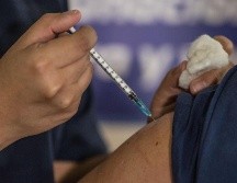 Guatemala recibió las primeras 81 mil 600 vacunas de AstraZeneca este jueves. EFE/E. Biba