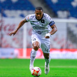 Antonio Valencia critica que no haya descenso en la Liga MX