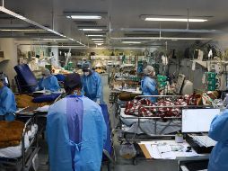 Los elevados promedios en los últimos días confirman que Brasil sufre actualmente una nueva ola de la pandemia, más virulenta y letal, provocada por la circulación de nuevas cepas. AFP / S. Avila