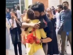 En Pakistán, un país profundamente conservador, están mal vistas las muestras de afecto en público entre dos personas, estén casadas o no. TWITTER