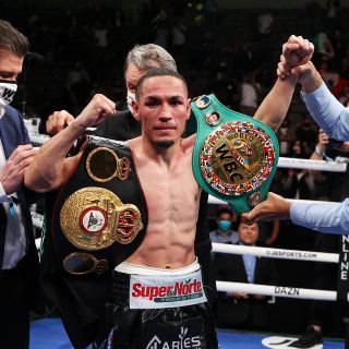 El "Gallo" Estrada toma revancha ante "Chocolatito'" González por títulos supermosca
