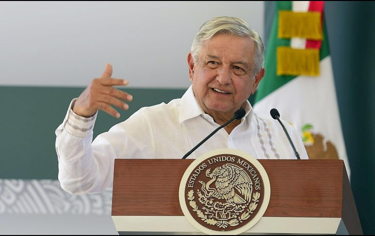 El Presidente López Obrador cerró su gira de trabajo en el emblemático municipio de Tequila. EFE