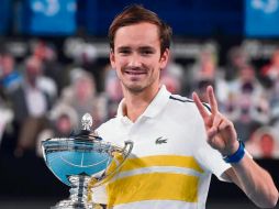 Para coronarse, Medvedev venció a Pierre-Hugues Herbert (93º) por parciales de 6-4, 6-7 (4/7) y 6-4. INSTAGRAM/@medwed33