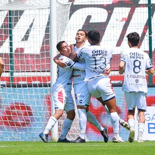 Pachuca derrota 2-0 a un Toluca que se desinfla
