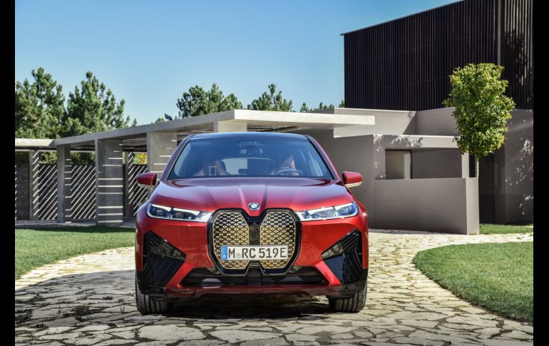 BMW iX - 2021