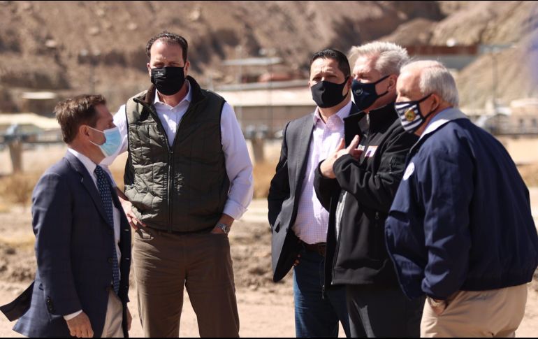 Congresistas republicanos en un recorrido privado por la franja fronteriza en El Paso, Texas. EFE/J. Rosales