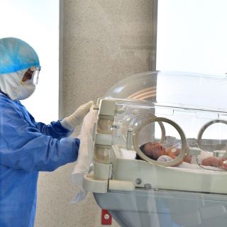 Reportan primer bebé nacido con anticuerpos de COVID-19