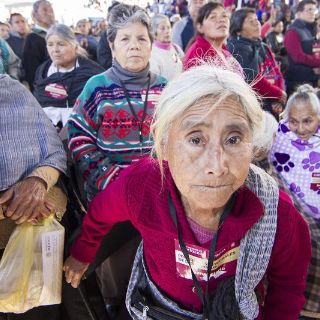 Uno de cada cuatro hogares mexicanos recibe programas sociales: Inegi