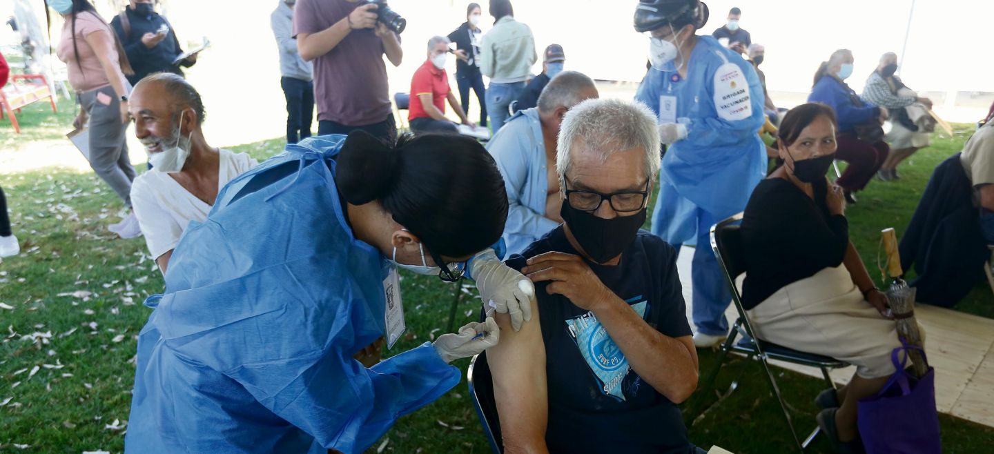PLAN.  En tan sólo dos días de la jornada de vacunación  ya se aplicaron seis mil dosis en el Centro Universitario de Tonalá. EL INFORMADOR •  F. Atilano