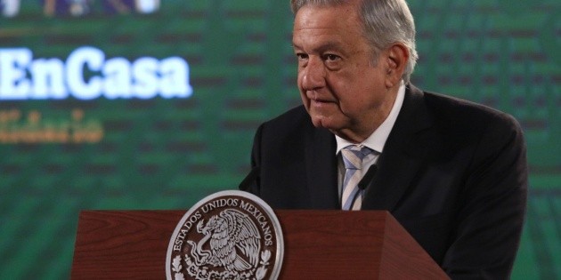 AMLO buscar&aacute; modificar Constituci&oacute;n si jueces tumban su reforma el&eacute;ctrica